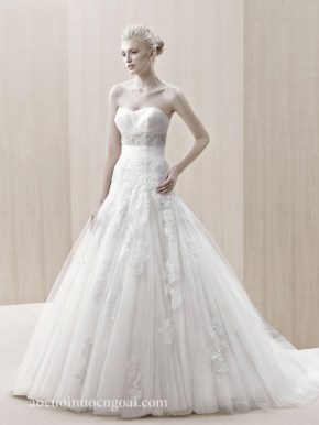 ao cuoi duoi ca cup nguc trai tim tung cao