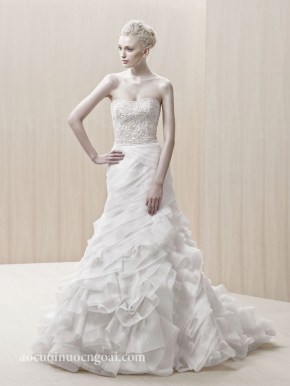 ao cuoi duoi ca cup nguc trai tim tung xep lop