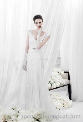 ao cuoi duoi ca xoe nhe co V