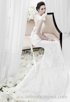 ao cuoi duoi ca co la sen la mat