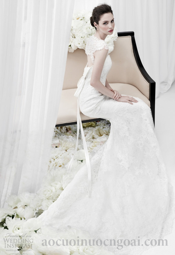 ao cuoi duoi ca co la sen la mat 