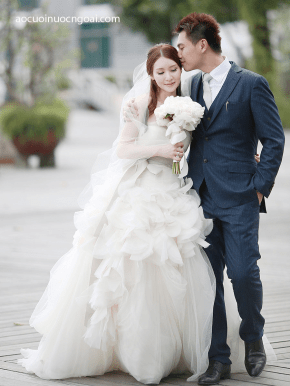 ao cuoi xep tang long lay verawang