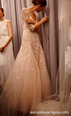 ao cuoi chu a dinh hoa mau cam da