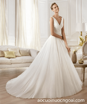 ao cuoi chu a co v don gian sang trong