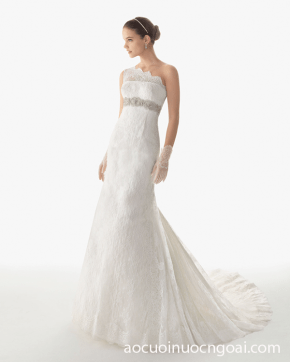 ao cuoi duoi ca lech vai dap ren hoa tinh xao