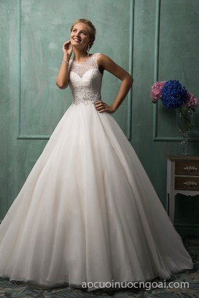 ao cuoi chu a co dap ren tung voan