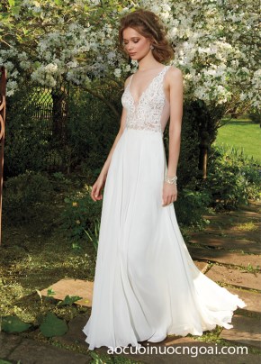 ao cuoi da tiec tung lua co v