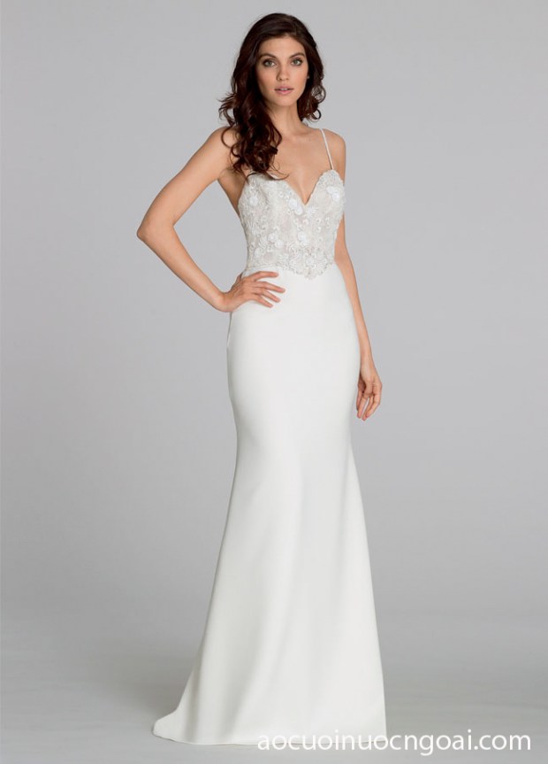 ao cuoi duoi ca xoe nha cup nguc 