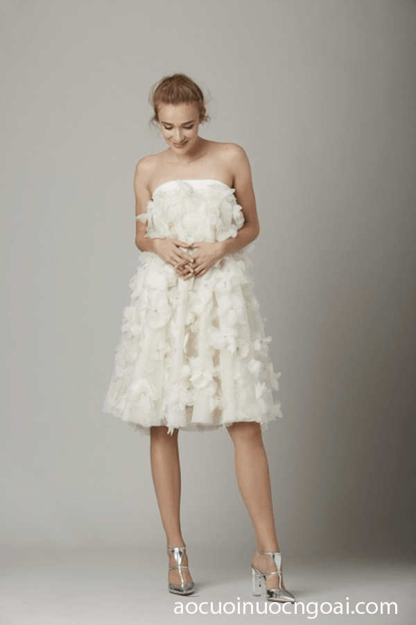 ao cuoi ngan cup nguc dinh hoa ren 