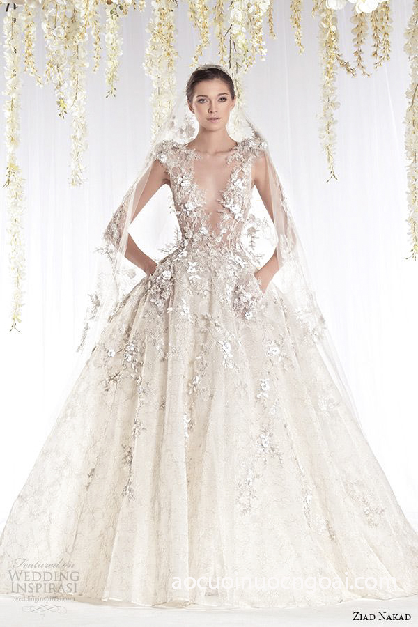 ao cuoi  cong chua co v xe sau dap ren 