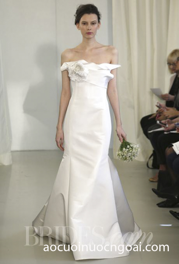 ao cuoi da tiec satin tay lo co thuyen 