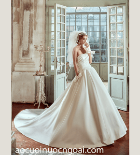 ao cuoi satin cup ngang don gian sang trong