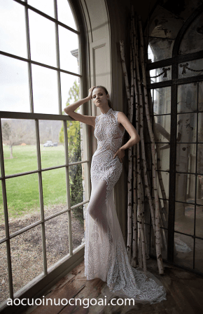 ao cuoi duoi ca co yem dinh ren sang trong