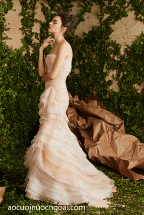 ao cuoi duoi ca 3d cup nguc xep tang