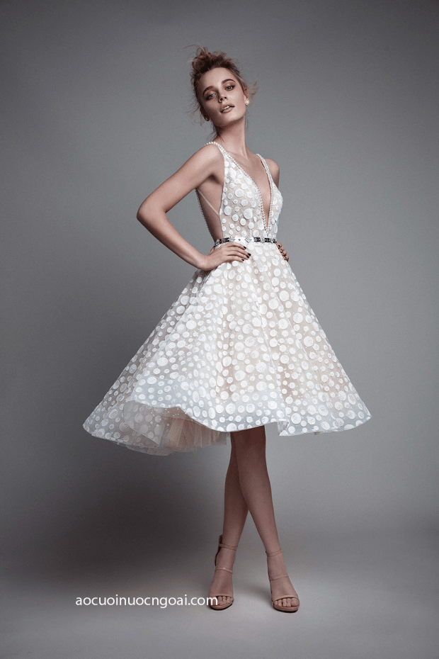 ao cuoi ngan co tim dang xoe tre trung 