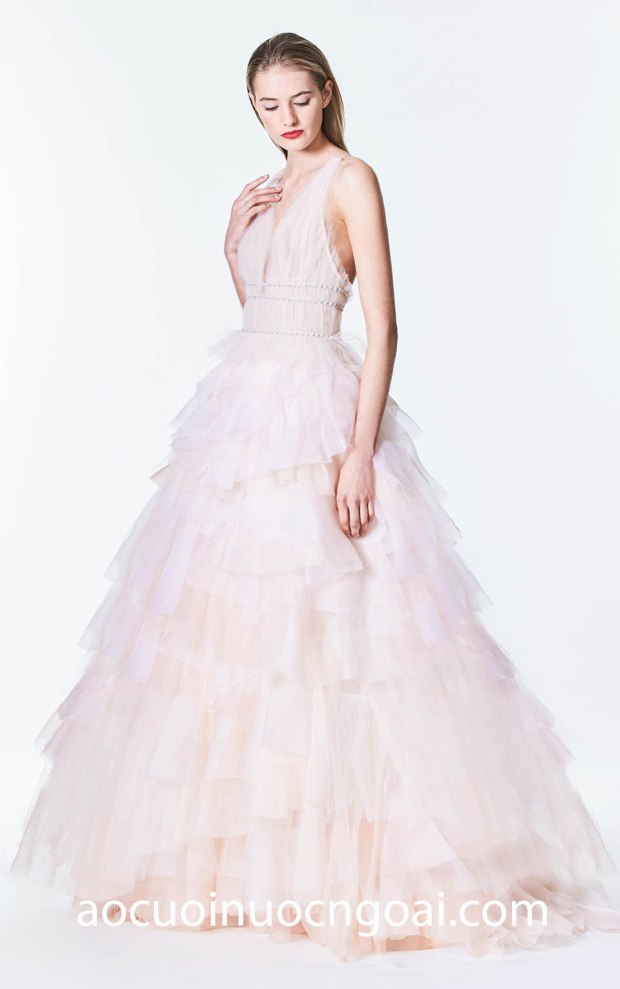 ao cuoi nuoc ngoai carolina-herrera-fall-bridal-2017 26 may ao cuoi meera meera fashion concept