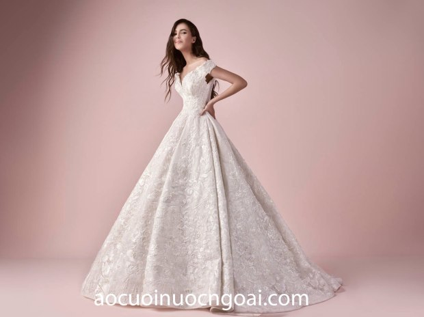 ao cuoi Saiid Kobeisy ao cuoi cong chua tung xoe ao cuoi meera meera fashion concept meera meera wedding dress 2018-3