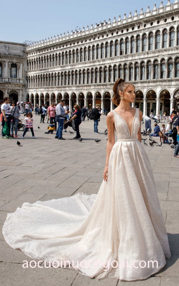 ao cuoi nuoc ngoai Julie Vino Spring 2018 Venice-07 may ao cuoi cong chua tp hcm meera meera bridal