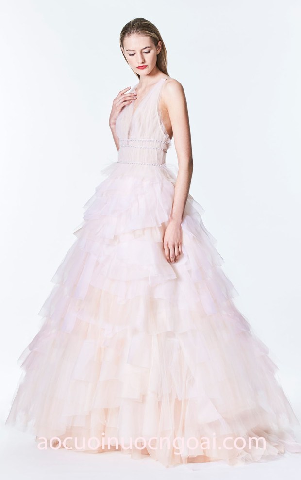 ao cuoi xep tang carolina-herrera-fall-bridal-2017 26 may ao cuoi dep nhat sai gon meera meera fashion concept