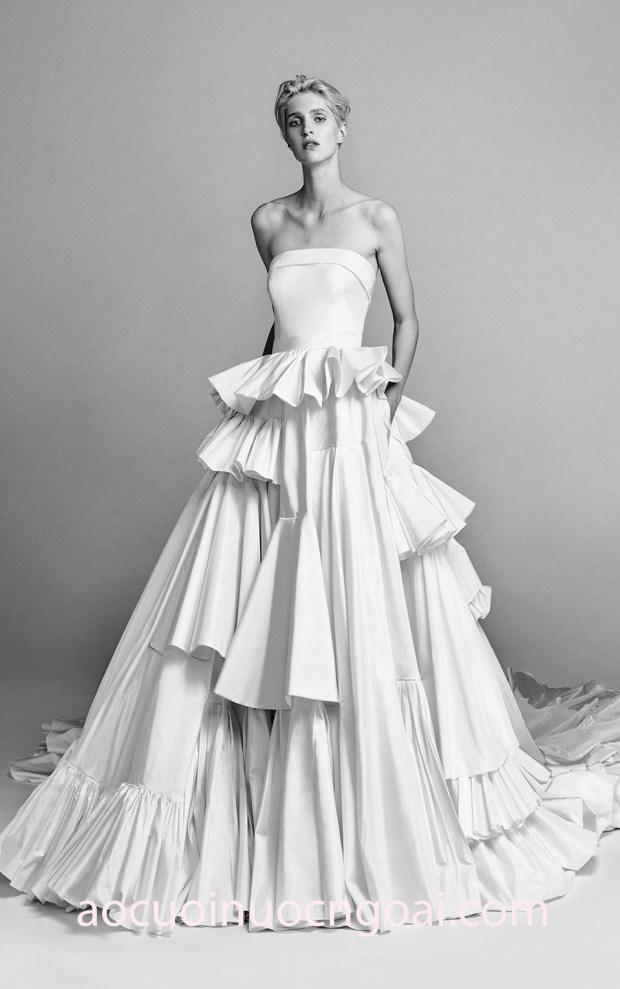 ao cuoi cong chua cup nguc Vikor Rolf ss18 LOOK 4 may ao cuoi dep tp hcm meera meera fashion concept