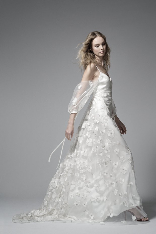 ao cuoi 2 day Elizabeth Fillmore Fall 2018 Ilsa may ao cuoi dep tp hcm sai gon xuong may ao cuoi cao cap meera meera fashion concept