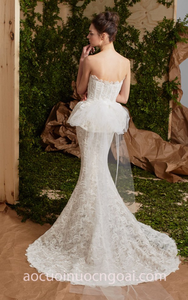 AO CUOI DUOI CA PEPLUM carolina-herrera-bridal-spring-2017 335 DIA CHI MAY AO CUOI DUOI CA DEP TP HCM AO CUOI MEERA MEERA FASHION CONCEPT