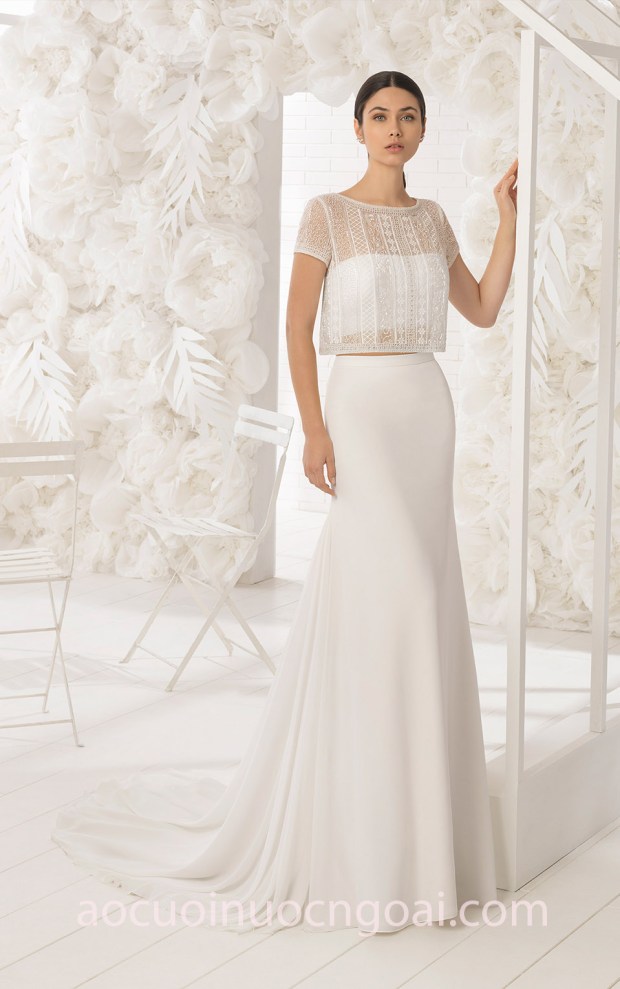 ÁO CƯỚI CROPTOP ĐÍNH ĐÁ TÙNG TRƠN XOÈ ĐUÔI CÁ NN4758. ÁO CƯỚI MEERA MEERA FASHION CONCEPT.