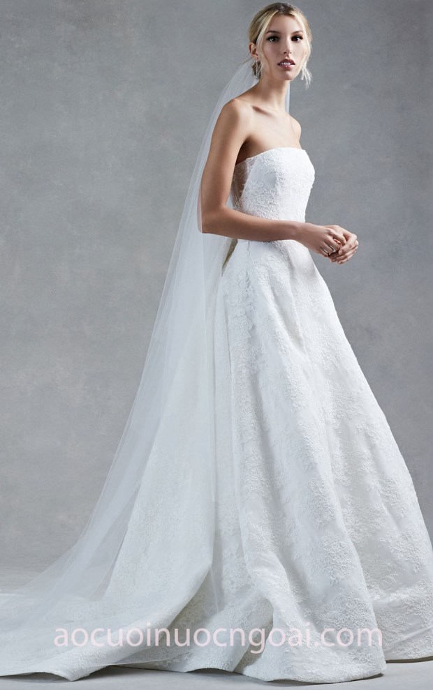 Váy cưới công chúa cúp ngực thêu ren lộng lẫy NN4804 địa chỉ may váy cưới đẹp TP HCM xưởng may áo cưới cao cấp Meera Meera Fashion Concept