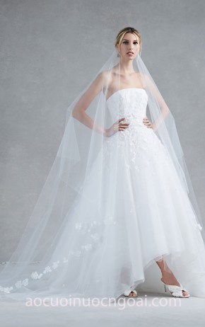 VÁY CƯỚI CÔNG CHÚA MULLET CÚP NGỰC ĐÍNH HOA NN4805 may váy cưới đẹp Sài Gòn áo cưới cao cấp Meera Meera Fashion Concept