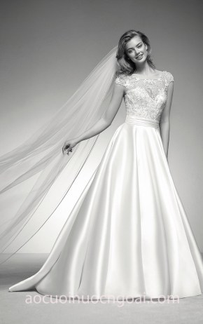 may áo cưới đẹp tp hcm váy cưới công chúa Pronovias Priveé 2018 Iria áo cưới cao cấp meera meera fashion concept