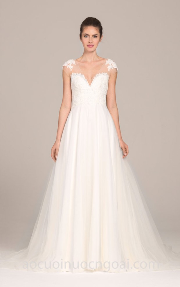 may vay cuoi dep tp hcm Kelly Faetanini SS 2018 REGAN xuong may vay cuoi cao cap meera meera fashion concept