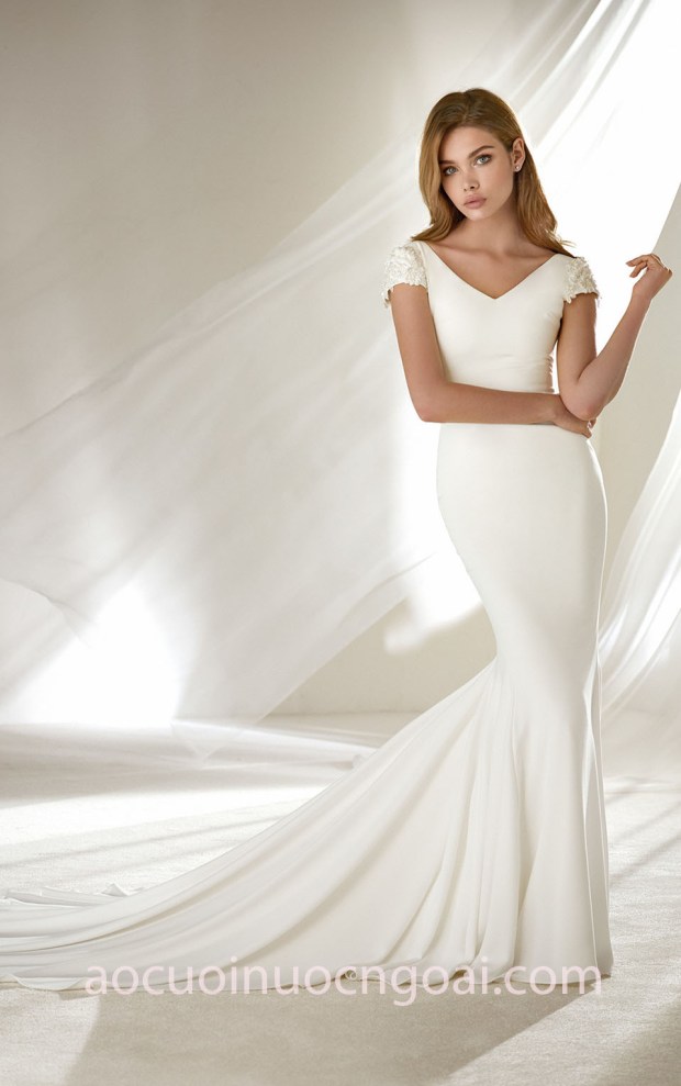 xưởng may áo cưới đẹp tp hcm meera meera bridal Pronovias Petite 2018 Dralan áo cưới đuôi cá cho cô dâu nhỏ con