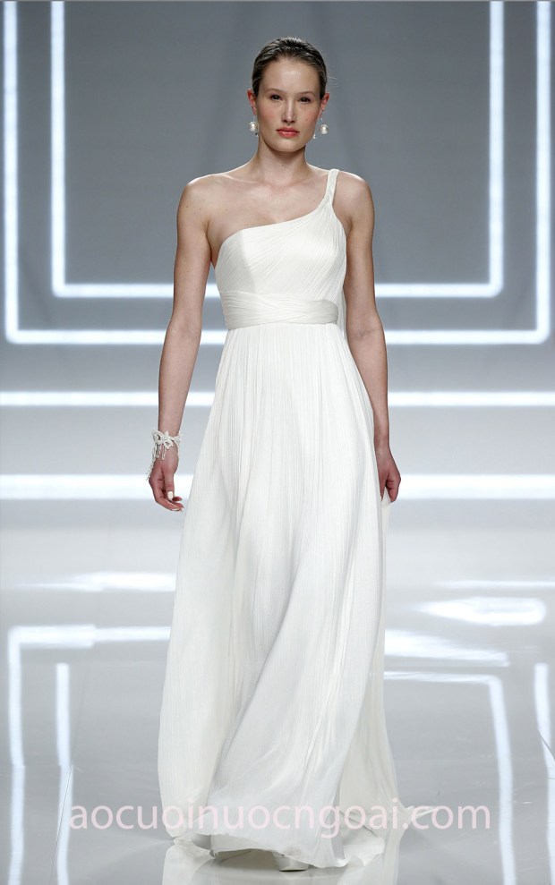 xưởng may áo cưới đẹp tp hcm sài gòn meera meera fashion concept váy cưới lệch vai Rosa Clara