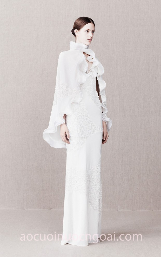 xưởng may áo cưới đẹp tp hcm sài gòn váy cưới meera meera fashion concept đầm cưới ấn tượng Alexander McQueen 2013 1_5