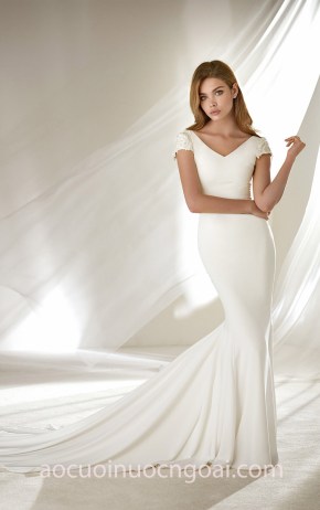 áo cưới đuôi cá Pronovias Petite 2018 Dralan may áo cưới cô dâu lùn meera meera fashion concept