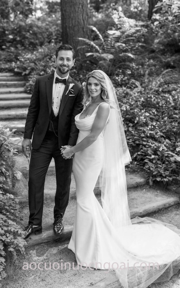 may ao cuoi dep tp hcm sai gon meera meera bridal dam cuoi duoi ca Katie May SS 2018 BARCELONA_5