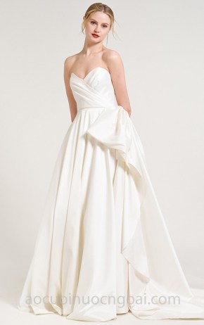 xưởng may áo cưới cao cấp meera meera fashion concept váy cưới cúp ngực Jenny Yoo Fall 2018 Charlotte