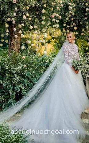 ao cuoi meera meera bridal may ao cuoi dep tp hcm © Sophie Carre Dior_10