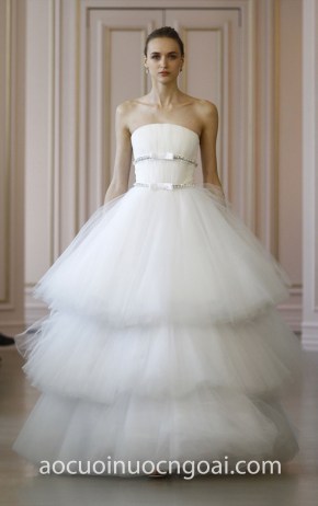 Oscar-de-la-Renta-025-1366 ao cuoi xep tang dep tp hcm sai gon vay cuoi meera meera