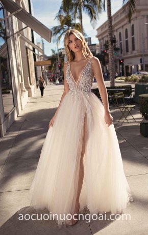 vay cuoi xe ta sexy meera meera bridal 2019 Berta Muse 2019