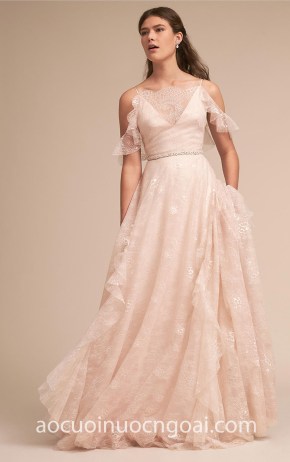 xuong may ao cuoi cao cap TP HCM Meera Meera Bridal vay cuoi ren