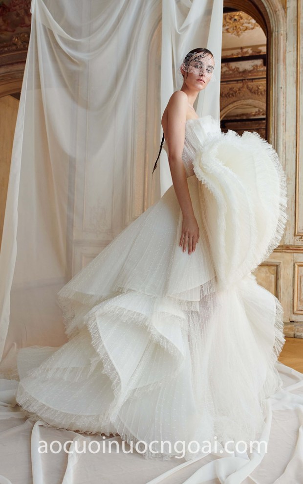 ao cuoi cong chua dep long lay Meera Meera Bridal