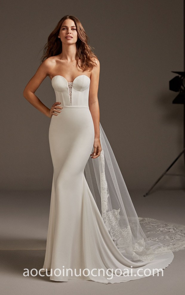 ao cuoi duoi ca corset cup nguc Pronovias 2020