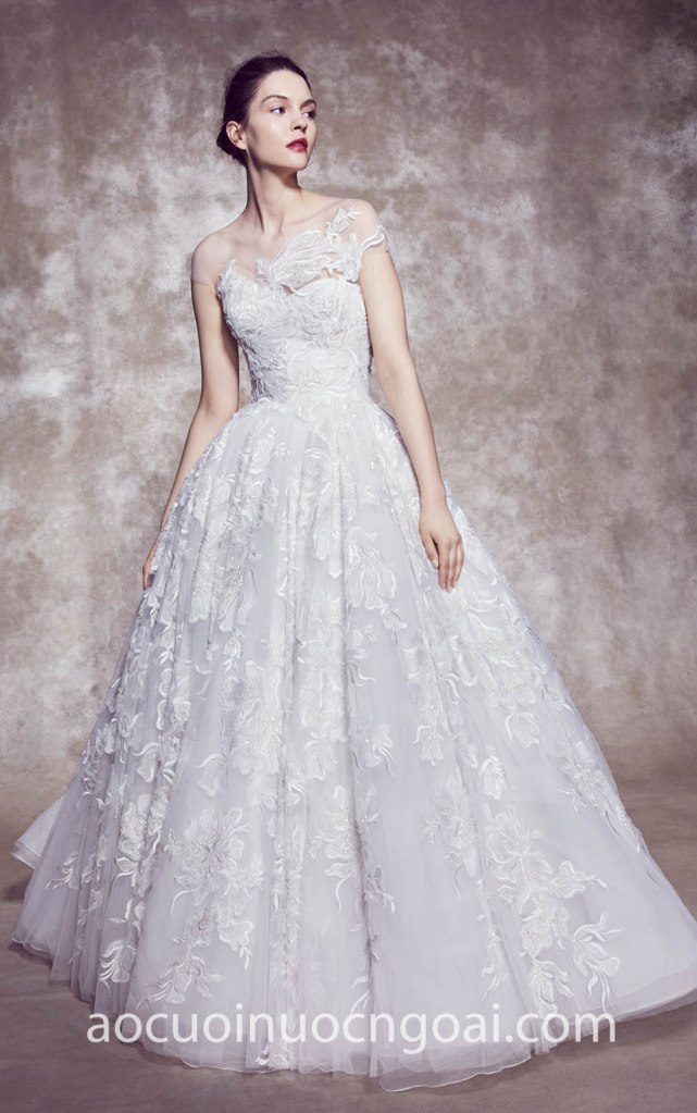 Áo cưới công chúa ren