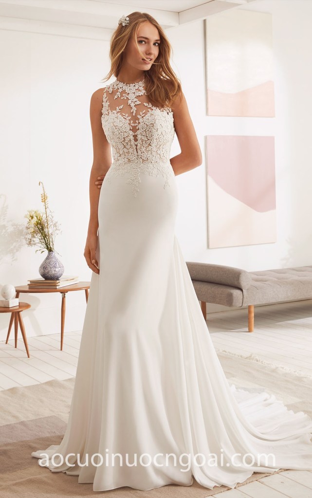 Áo cưới đuôi cá cổ yếm ren