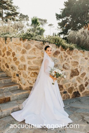 áo cưới cho cô dâu nhỏ con