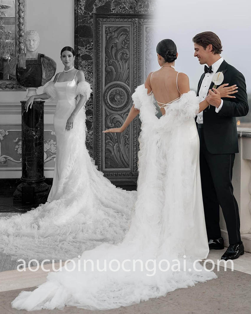 thiết kế váy cưới phối áo choàng cape xếp bèo