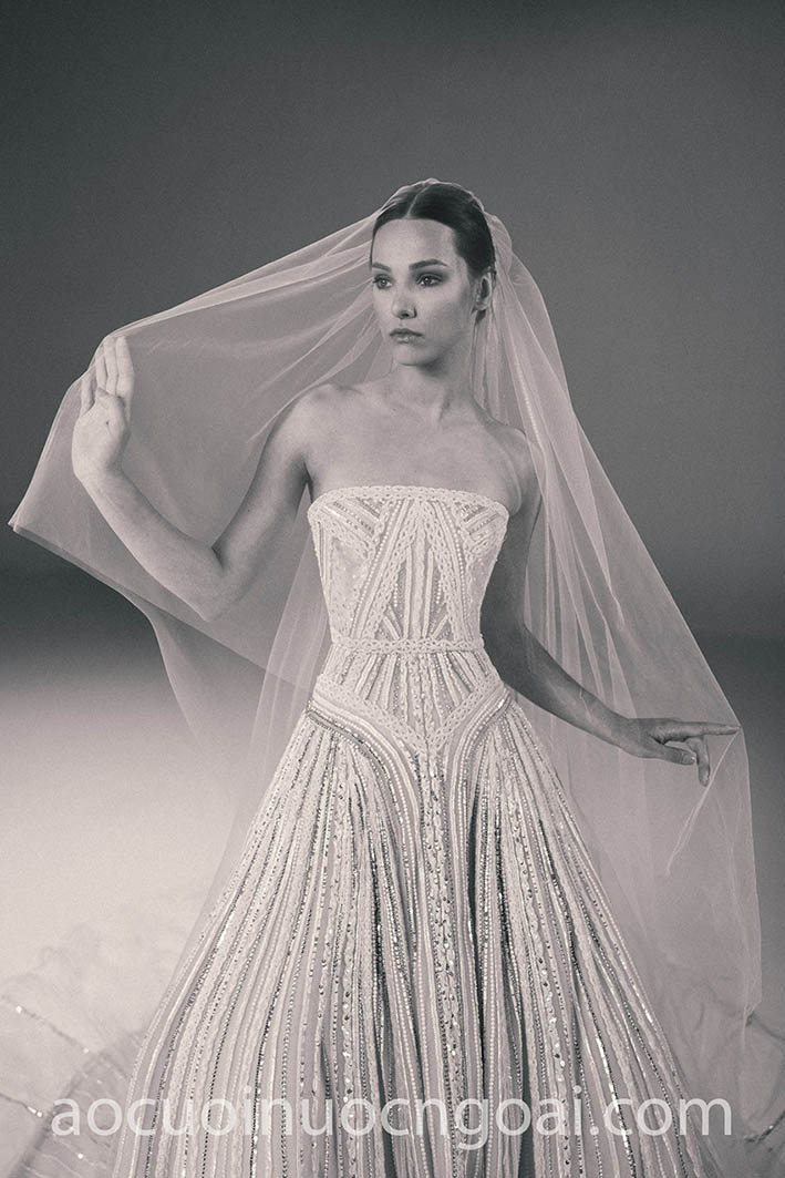 váy cưới hạ eo đính kết hoạ tiết hình học lấp lánh